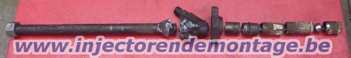 Injectors snapped during profesional injectrors
                removals from 2.0 / 2.2 HDi engine