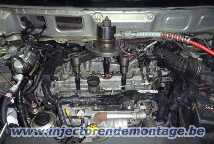 Injector removal from Toyota with 2.0 D-4D
                engine